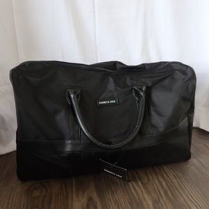 Kenneth Cole black travel bag